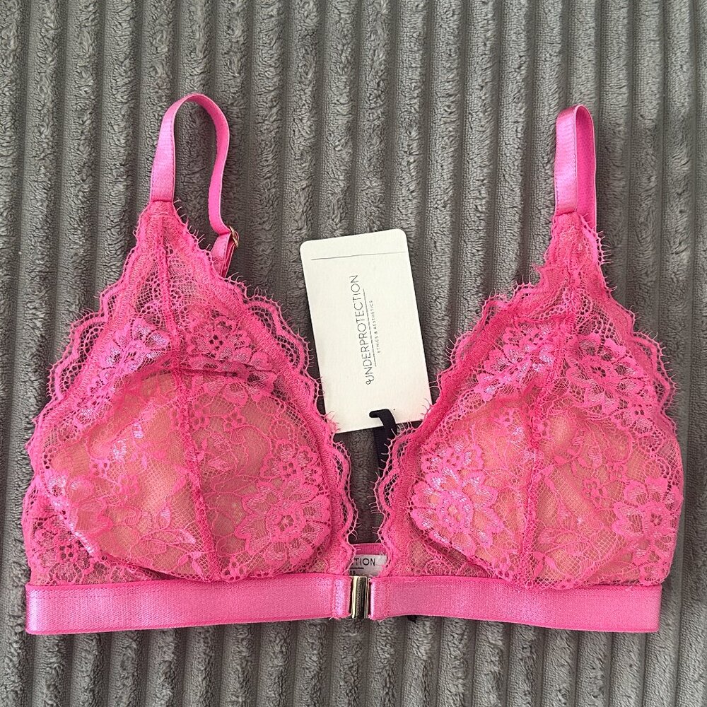 Underprotection, Pink lace bra, Size XS